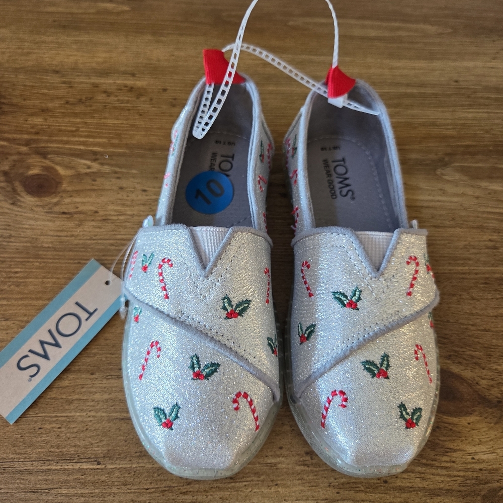 Tom's Little Girls Embroidered Candy Canes Alpargata Espadrille Size 10